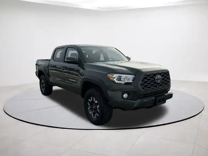 2022 Toyota Tacoma TRD Off Road's photo