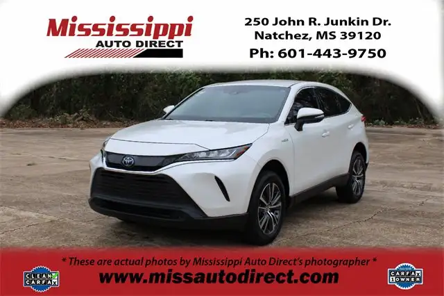 2021 Toyota Venza LE's photo