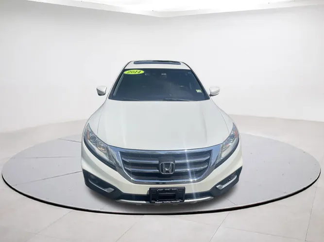 Used 2014 Honda Crosstour EX-L V-6 with VIN 5J6TF1H50EL002266 for sale in Hartford, VT
