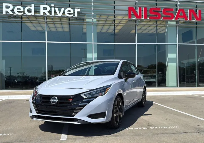 Nissan Versa