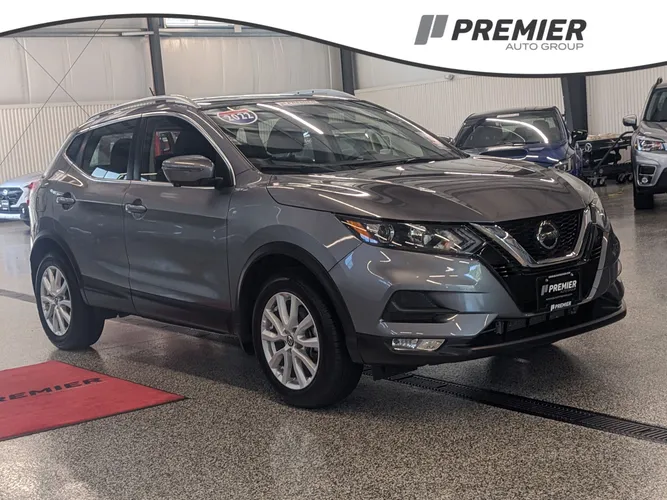 2022 Nissan Rogue Sport SV