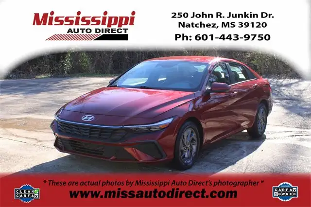 2024 Hyundai Elantra SEL's photo