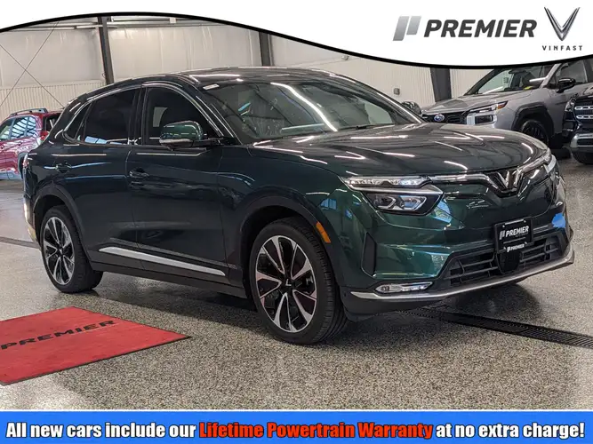 2025 VinFast VF 8 Plus's photo