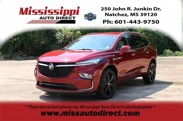 2023 Buick Enclave Essence's photo