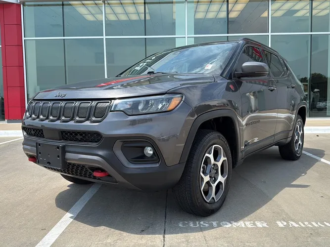 Used 2022 Jeep Compass Trailhawk with VIN 3C4NJDDB2NT146674 for sale in Ardmore, OK