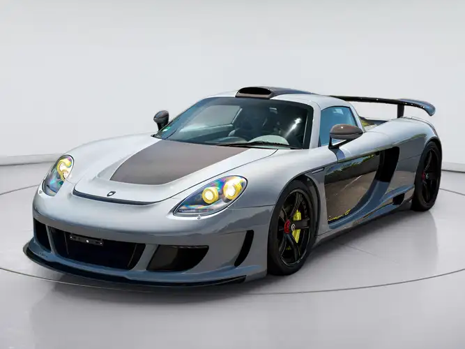 2004 Porsche Carrera GT -'s photo