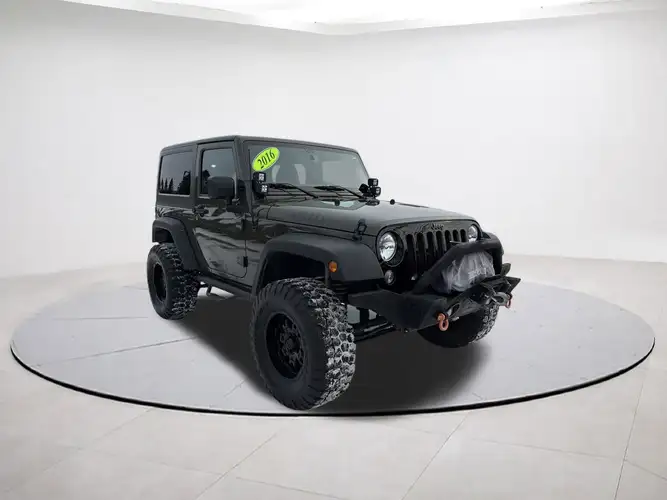 2016 Jeep Wrangler Willys Wheeler's photo