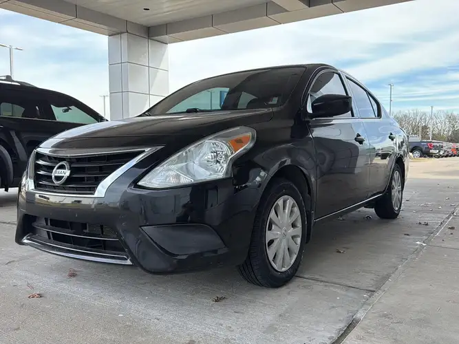 2016 Nissan Versa Sedan S Plus