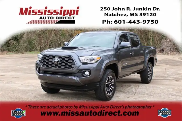 2021 Toyota Tacoma TRD Sport's photo