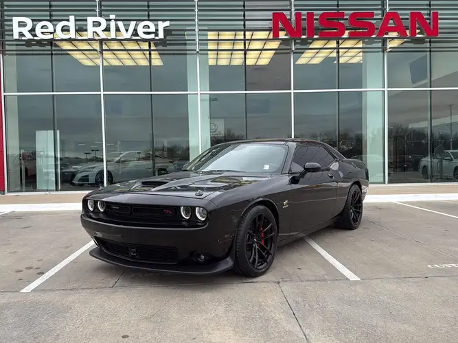 2021 Dodge Challenger R/T's photo