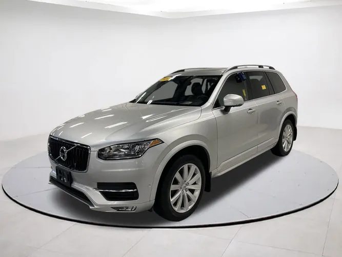 Used 2016 Volvo XC90 Momentum with VIN YV4A22PK6G1020840 for sale in White River Junction, VT