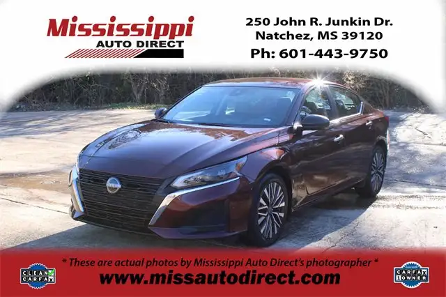 2024 Nissan Altima SV's photo