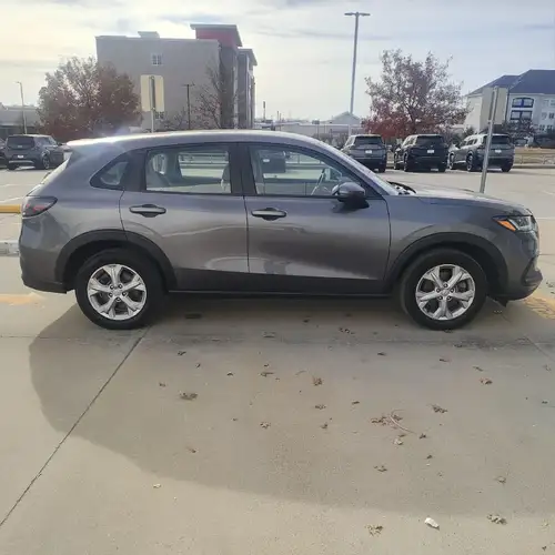 2023 Honda HR-V LX's photo