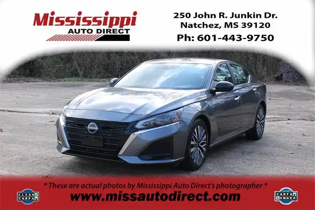 2024 Nissan Altima SV's photo