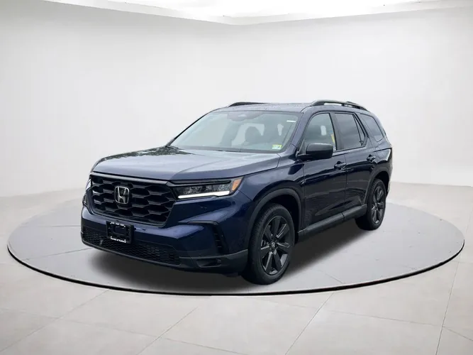 2025 Honda Pilot Sport's photo