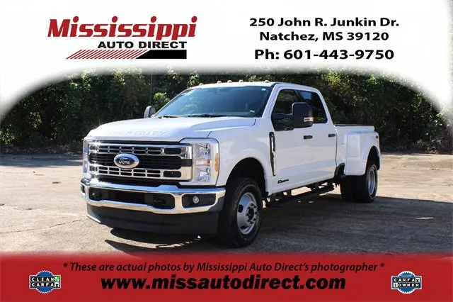 2025 Ford F-350 Super Duty XLT's photo