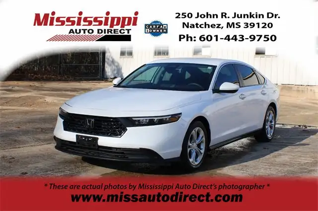 2023 Honda Accord LX's photo